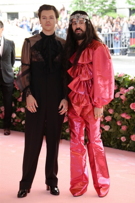 STYLECASTER | Best Met Gala Looks | Harry Styles