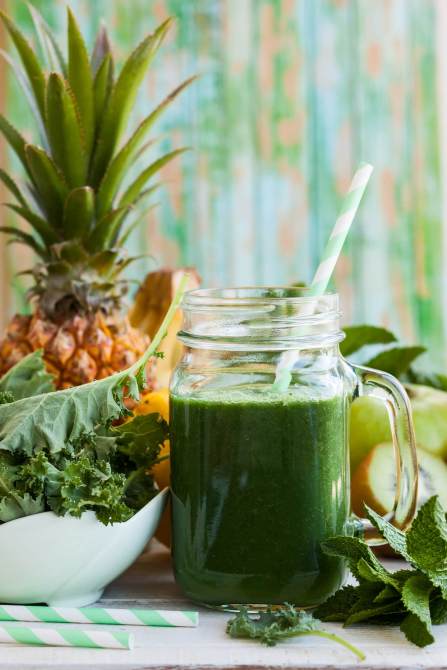 STYLECASTER | Kale Smoothie Recipes
