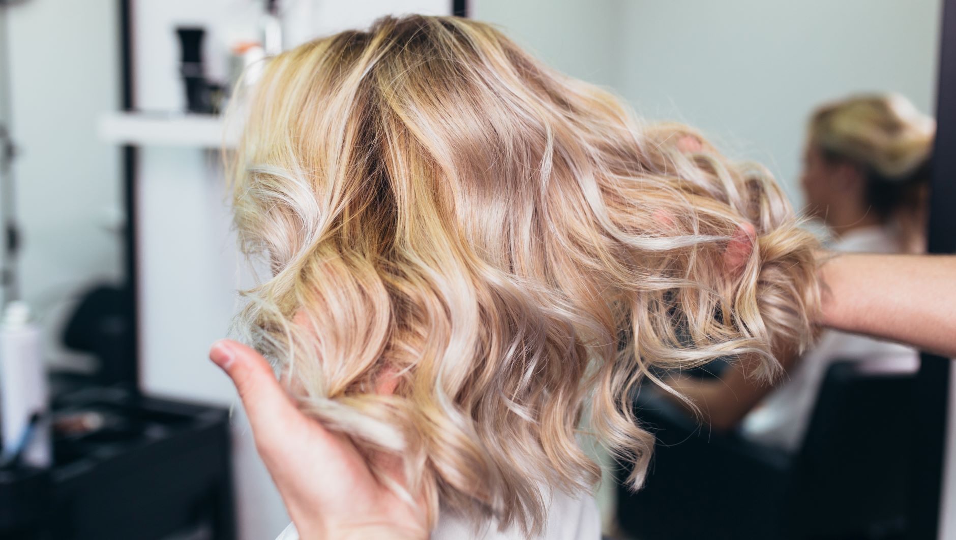 STYLECASTER | Blonde Hair Color Guide