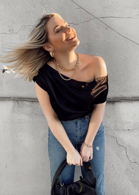 STYLECASTER | best black t shirts