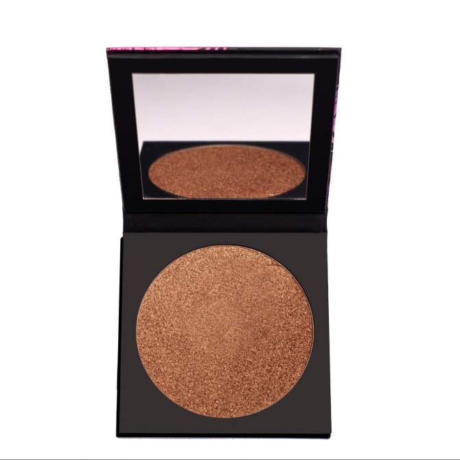 UOMA Black Magic Carnival Face & Body Bronzing Highlighter