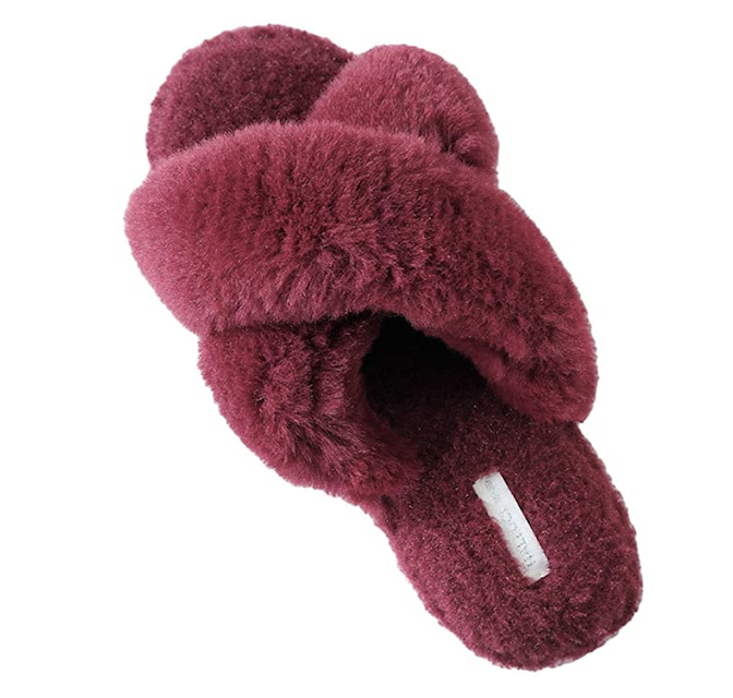 Stylecaster | HALLUCI Slippers Review