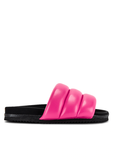 STYLECASTER | Sandal Trends 2021