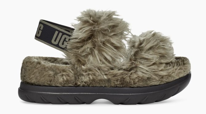 STYLECASTER | UGG Slippers