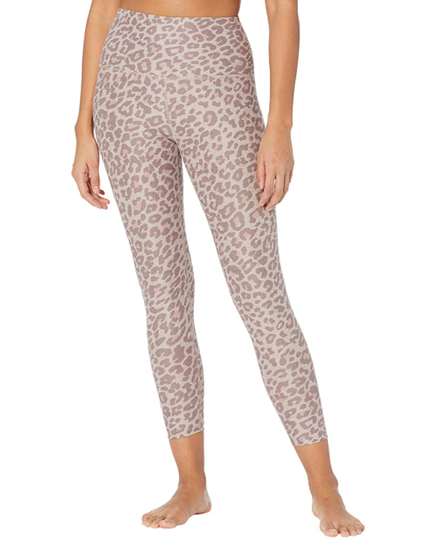 STYLECASTER | Jennifer Lopez Leggings