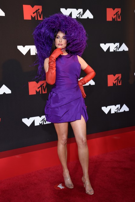 STYLECASTER | VMAs Red Carpet 2021