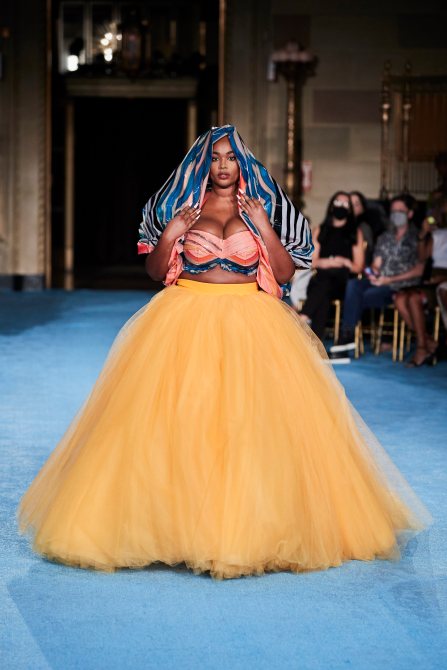 STYLECASTER | Fashion Month Size Inclusivity