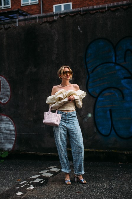 STYLECASTER | How to Style Boyfriend Jeans