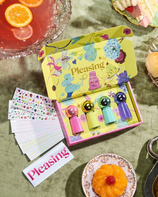 Pleasing The Super Magic Family Time Polish Set