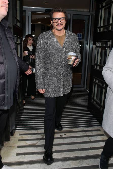 STYLECASTER | Pedro Pascal Fashion