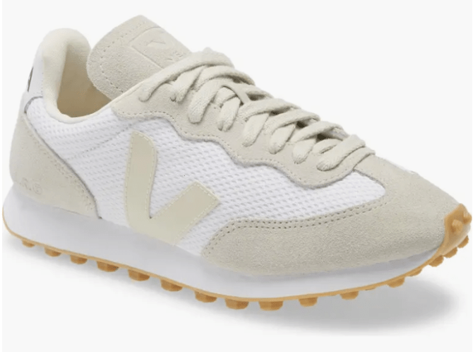 STYLECASTER | Cute Outfits For Baseball Games