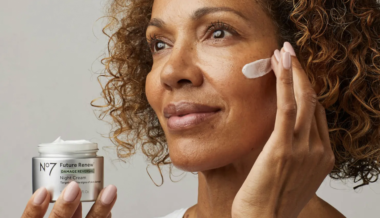 No7 Future Renew Damage Reversal Night Cream