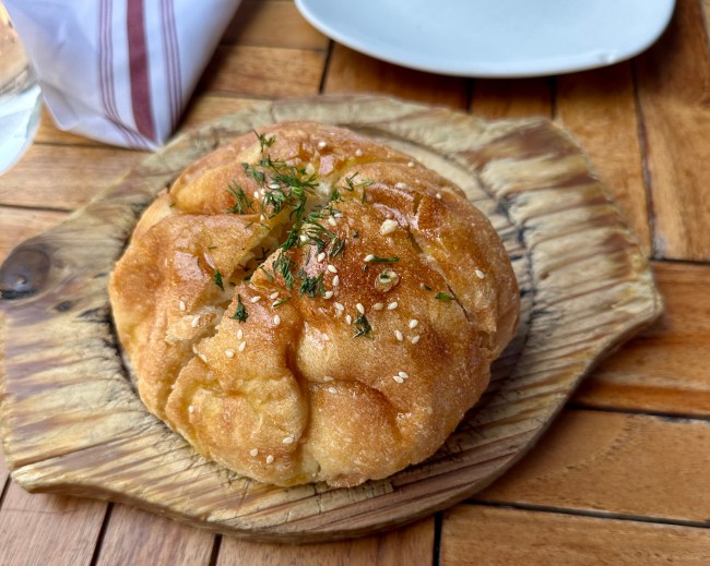 Lokal homemade pide bride