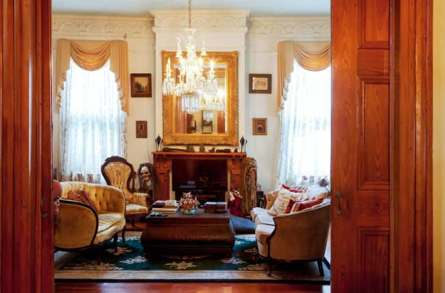 Parks-Bowman Mansion Airbnb