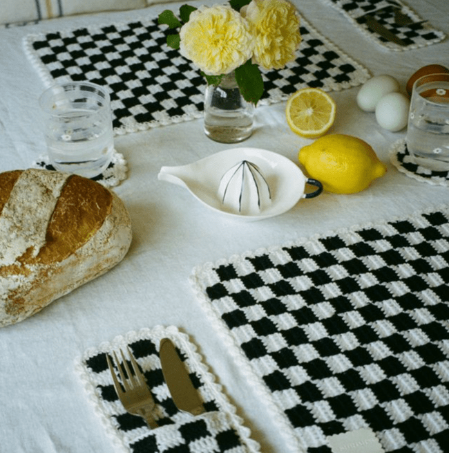 Crochet Checkered Scallop Edge Placemats