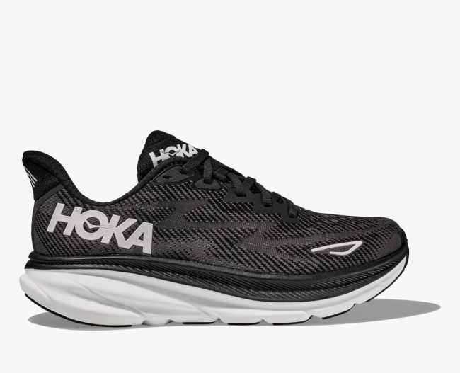 HOKA Clifton 9 Sneakers