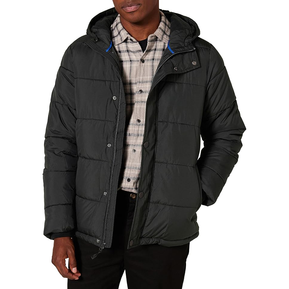 Amazon Essentials Men’s Heavyweight Hooded Puffer Coat