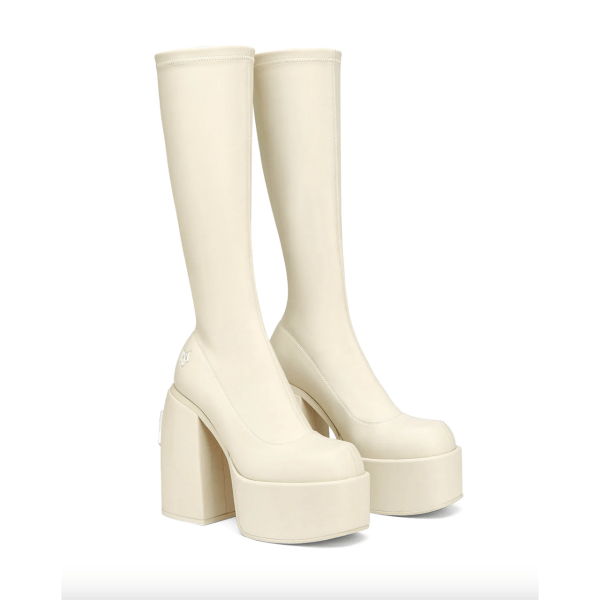 What to Wear to Sabrina Carpenter's Short n’ Sweet Concert 2025