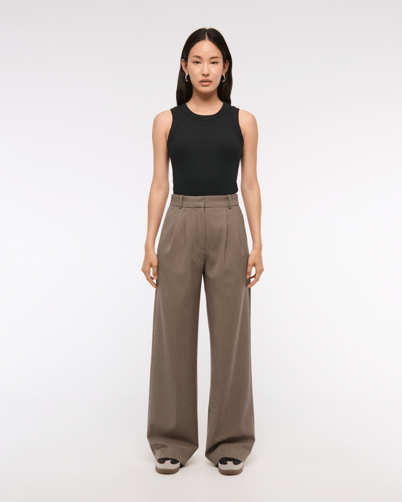 Abercrombie & Fitch Sloane Tailored Wide Leg Pant in Brown Plaid