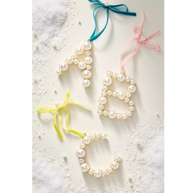 25 Fashion Lover Gift Ideas Perfect for Your Most Stylish Friends