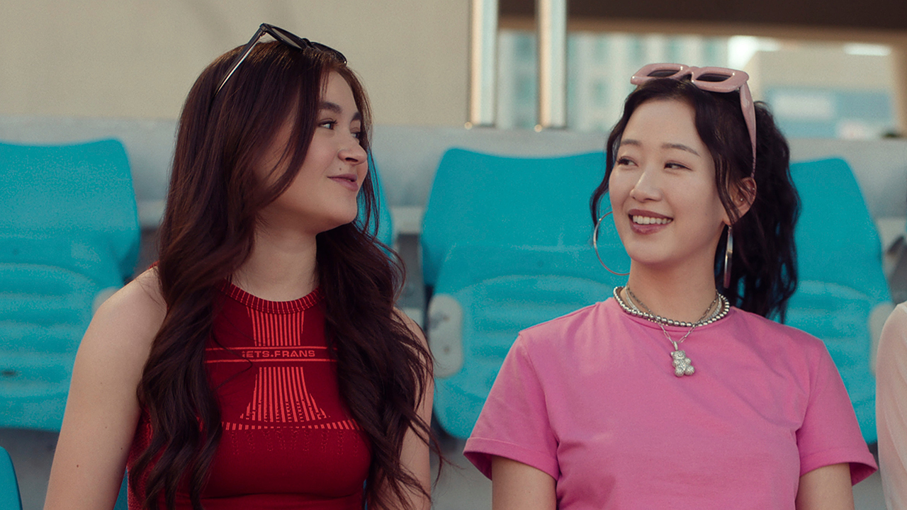 XO, Kitty. (L to R) Anna Cathcart as Kitty Song Covey, Gia Kim as Yuri Han in episode 206 of XO, Kitty.
