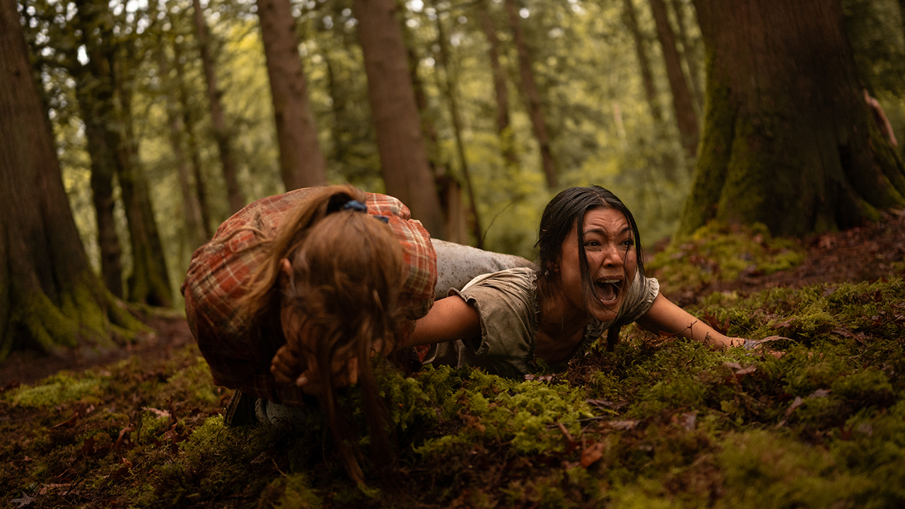 L-R: Sophie Nélisse as Teen Shauna and Alexa Barajas as Teen Mari in Yellowjackets, episode 1, season 3, streaming on Paramount+ with SHOWTIME, 2025.