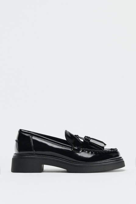 Zara Patent Finish Tasseled Loafers in black