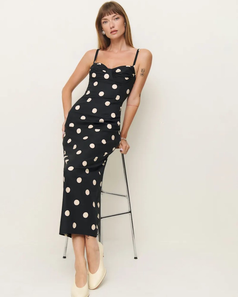 Fashion Trends 2025: Suits With Drama, Cool Denim, & More