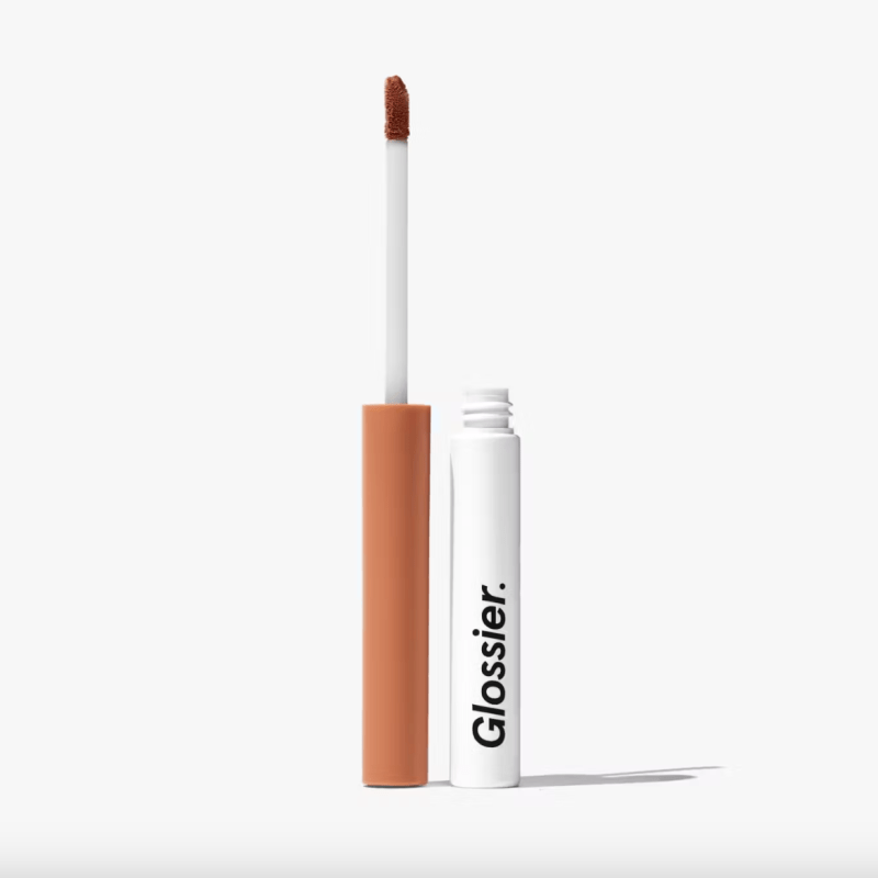 Eye Makeup Trends 2025: Avant-Garde Eyeliner, Dolly Lashes, & More