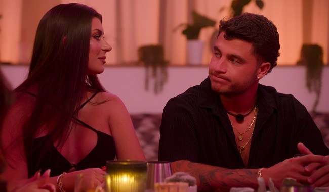 Are Avery and Manny still together from Sneaky Links?