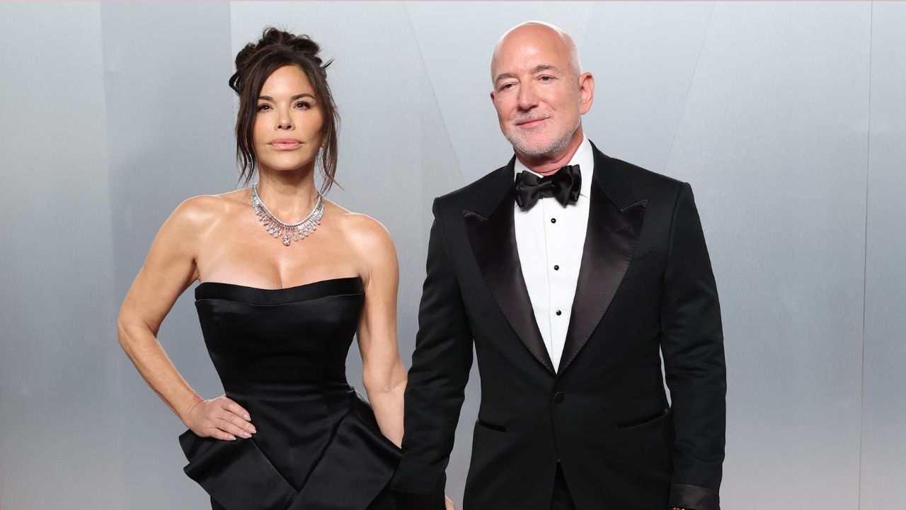 Jeff Bezos and Lauren Sanchez